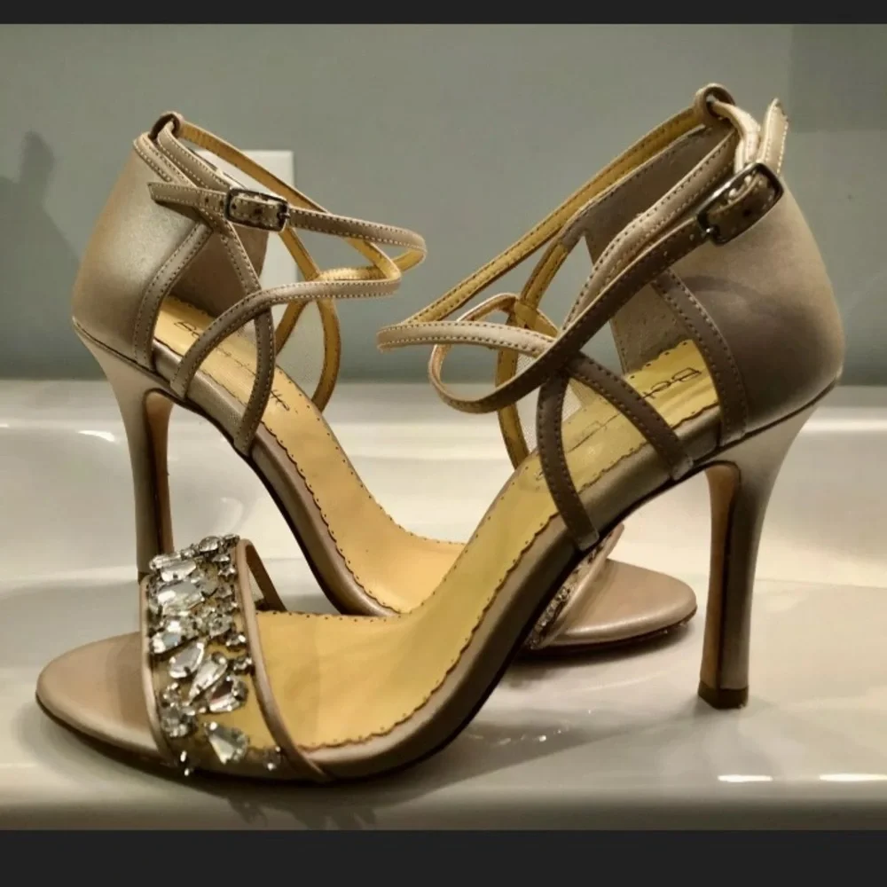 COPY - Bella belle bridal shoes - Picture 2 of 6